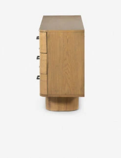 Cyrus Dresser -Lulu Andgeorgia Shop 226604 002 SID 1