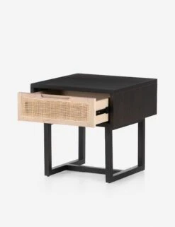 Margot Nightstand -Lulu Andgeorgia Shop 226645 002 opn 1