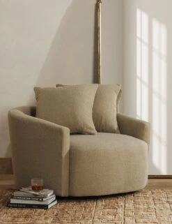 Kaila Swivel Chair -Lulu Andgeorgia Shop 228290 003 ESS 1