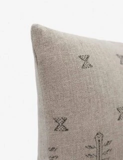 Astra Pillow 8 Astra Pillow -Lulu Andgeorgia Shop AstraPillow Black 3951 a4cc9065 72bb 4cf4 9e6e fce05db25a75