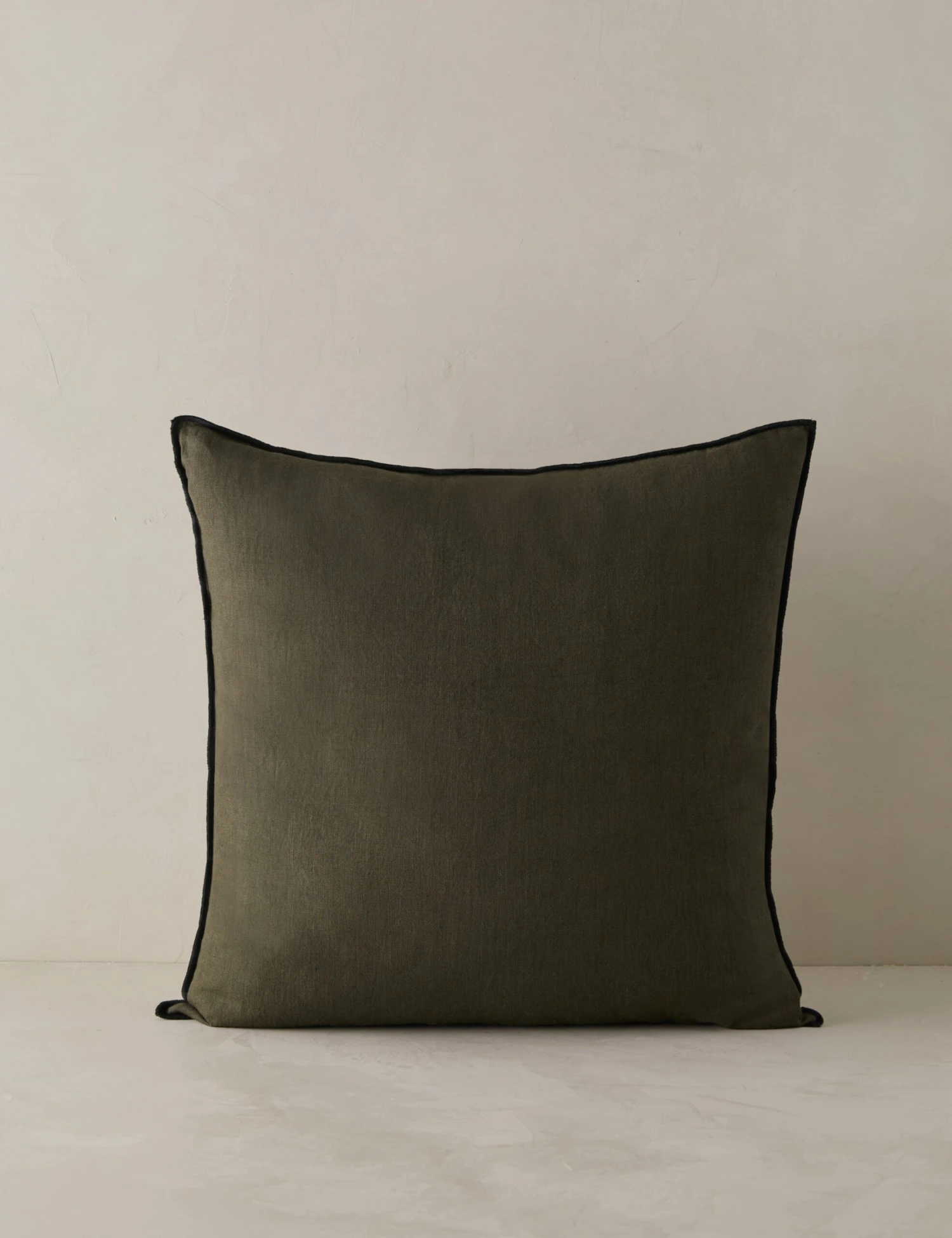 Carys Contrast Linen Pillow 5 Carys Contrast Linen Pillow - Image 5