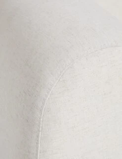 Harlowe Swivel Chair -Lulu Andgeorgia Shop HarloweSwivelChair A07600029 2774 1