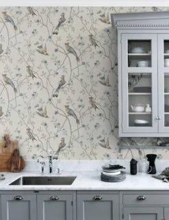 Scalamandre Eugen Wallpaper By Sandberg -Lulu Andgeorgia Shop Lulu and GeorgiaWSB 00210413 RM1 Lifestyle