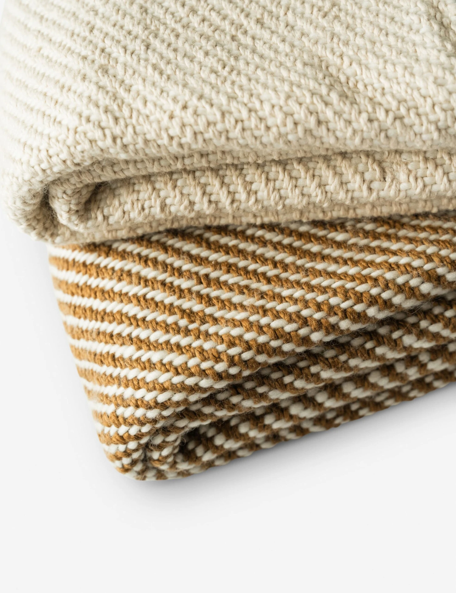 Sandvik Throw 13 Sandvik Throw - Image 13