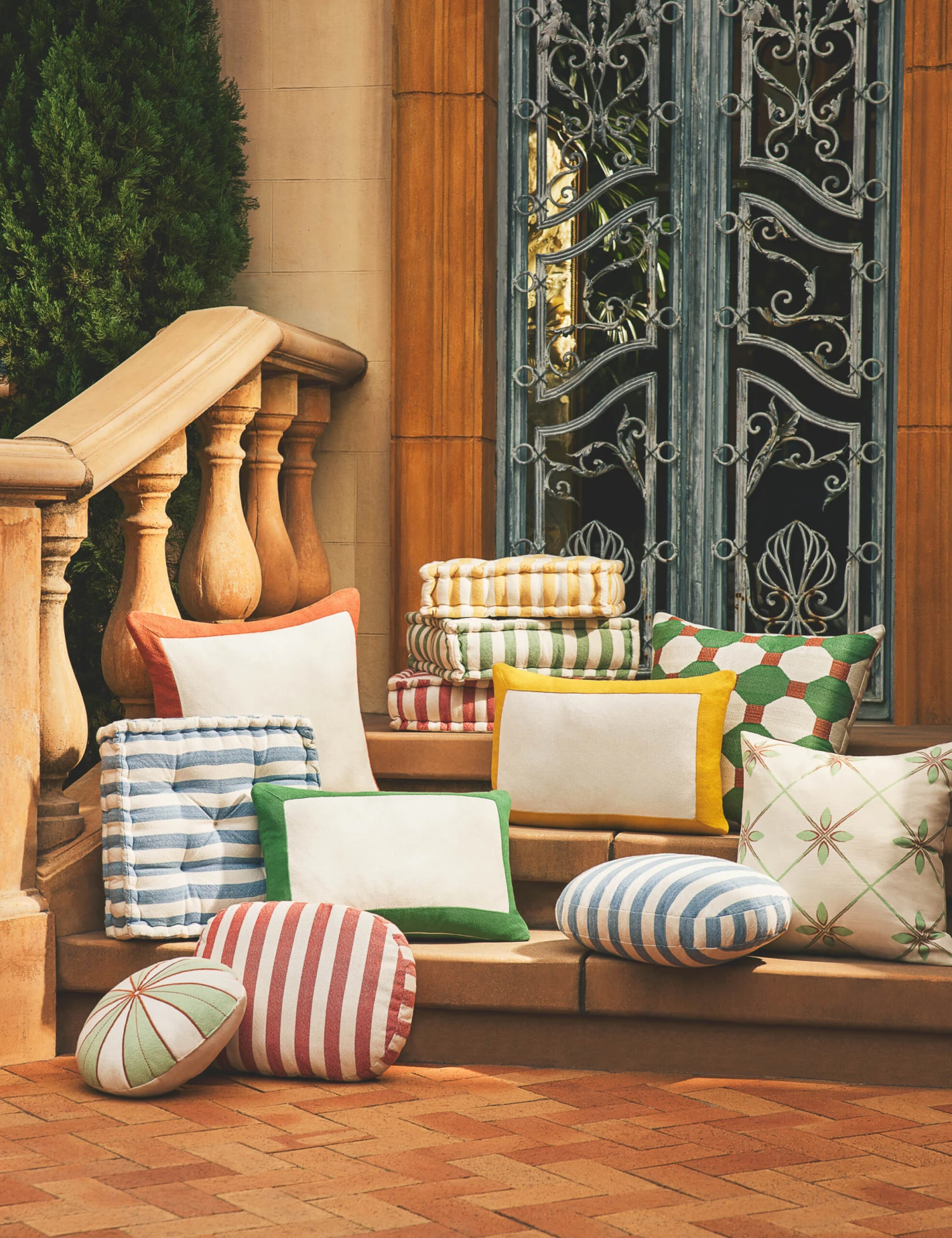 Jessa Indoor / Outdoor Pillow 2 Jessa Indoor / Outdoor Pillow - Image 2