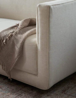 Jenessa Sofa -Lulu Andgeorgia Shop Lulu and Georgia 241215 004 DET 9 Product