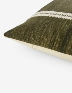 Berriz Pillow -Lulu Andgeorgia Shop Lulu and Georgia JND003 detail corner Product