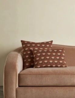 Janna Linen Pillow By Sarah Sherman Samuel 12 Janna Linen Pillow By Sarah Sherman Samuel -Lulu Andgeorgia Shop Lulu and Georgia JannaLinenPillowbySarahShermanSamuelGroupshot 0667 product