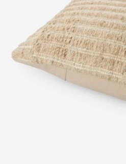 Mendia Pillow -Lulu Andgeorgia Shop Lulu and Georgia MCZ001 detail corner Product