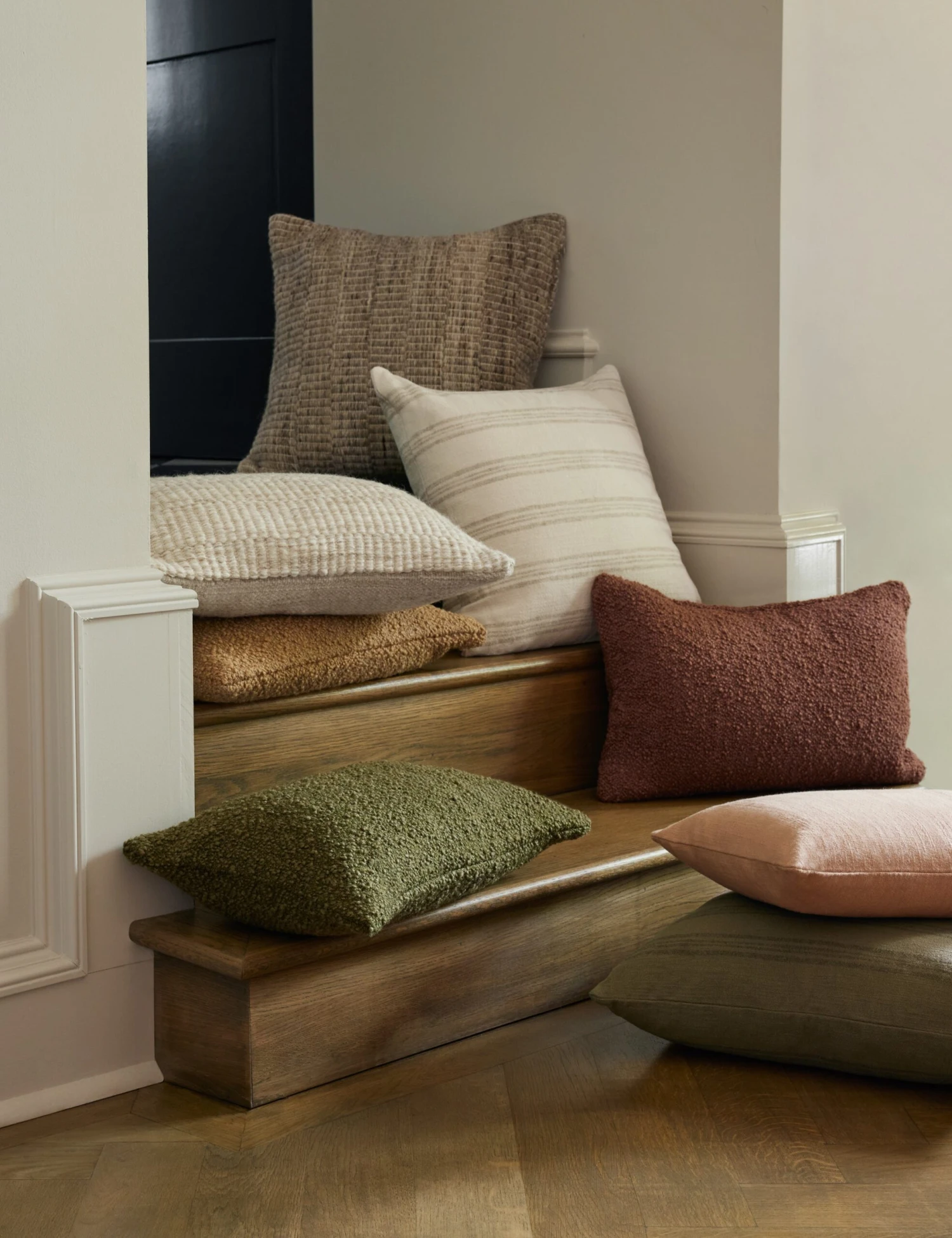 Riri Pillow 18 Riri Pillow - Image 18