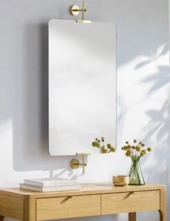 Melle Mirror -Lulu Andgeorgia Shop Lulu and Georgia aay004 4624 styleshot 201 Product