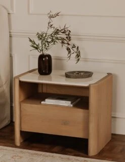 Lindahl Nightstand -Lulu Andgeorgia Shop RP 1068 24 11