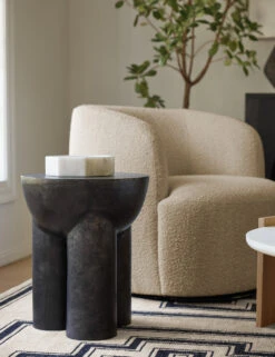 Lagos Side Table -Lulu Andgeorgia Shop SeatingVignetteIIIVII 1101 SITECROP