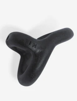 Olo Wall Hook By SIN Ceramics -Lulu Andgeorgia Shop SinCeramicsOloWallHook Black 5224