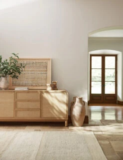 Signe Rug -Lulu Andgeorgia Shop SuzetteCaseVignette 24056 V2 ARTV2 withrug SITECROP