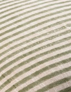 Vining Pillow -Lulu Andgeorgia Shop cud004 2020 detail texture