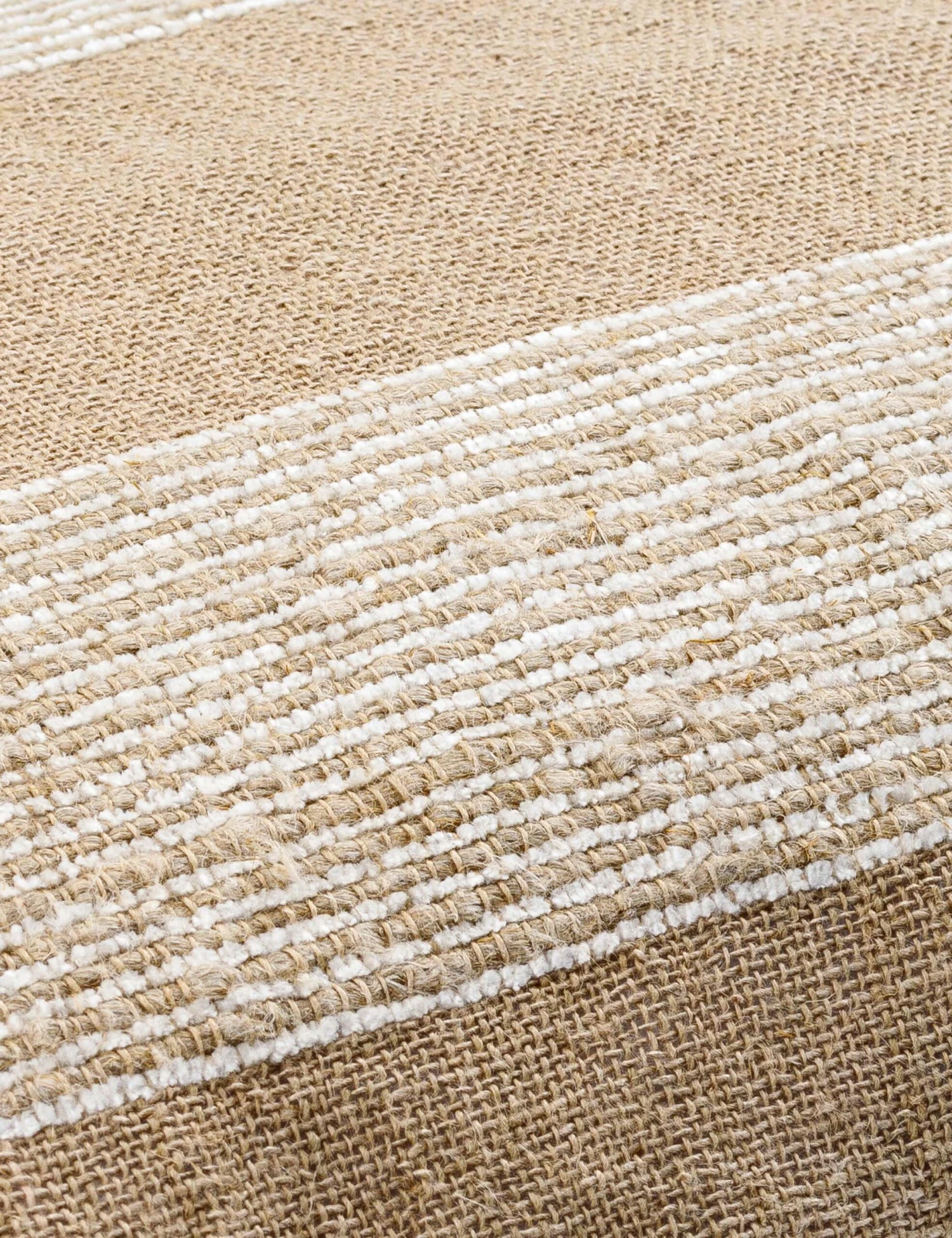 Rosero Linen Pillow 4 Rosero Linen Pillow - Image 4