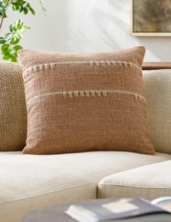 Mufaro Pillow -Lulu Andgeorgia Shop hry002 2020 styleshot 202