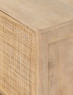 Hannah Nightstand -Lulu Andgeorgia Shop iprs 034 det 3 09d68b68 9123 4258 bc9e b7e2735c1b28