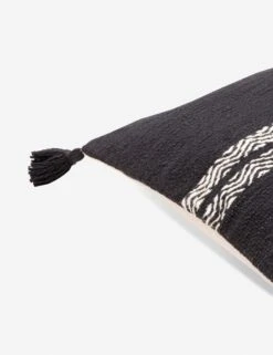 Ryla Lumbar Pillow -Lulu Andgeorgia Shop jie002 detail corner 001