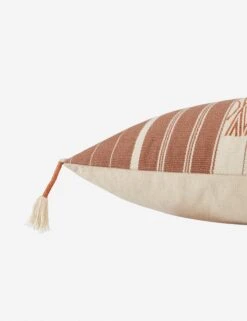 Kalle Pillow -Lulu Andgeorgia Shop ngw01 plc102301 sqr dt